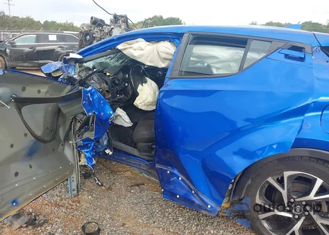 2018 Toyota C-Hr Xle Premium from USA, damaged, VIN NMTKHMBX3JR025328